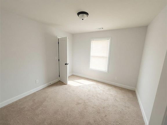 3rd image of 2775 Dawkins Rd
