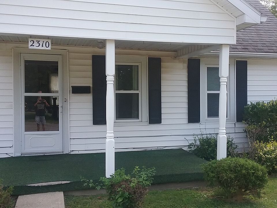 1st image of 2310 Roosevelt Ave