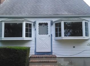 190 River Rd, Barnstable, MA 02630