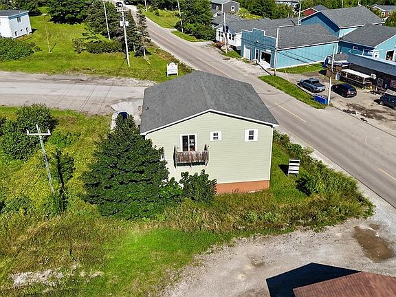 5th image of 164 Main Street
