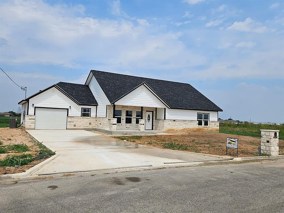 1200 McMillen Blvd, Lockhart, TX 78644 MLS 5432134 Zillow