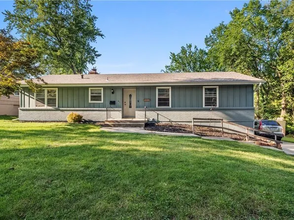 9308 E 82nd St, Raytown, MO 64138