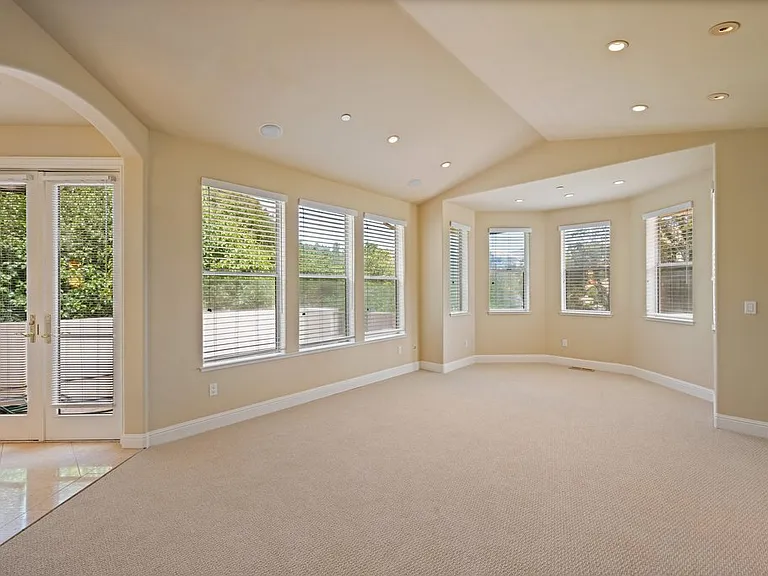 10 Warrens Way — Photo 18