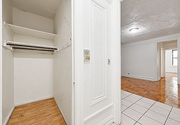 5th image of 712 W 176th St APT 1A