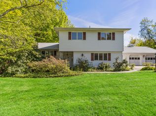 35 Douglas Dr, Norwalk, CT 06850
