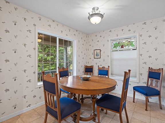 5th image of 49800 Proposal Rock Loop