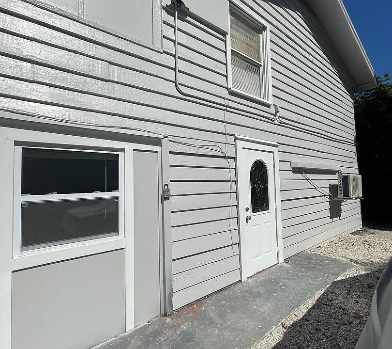 1st image of 1113 20th St W #11129277