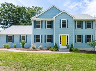 8 Kemp Dr, Brookline, NH 03033