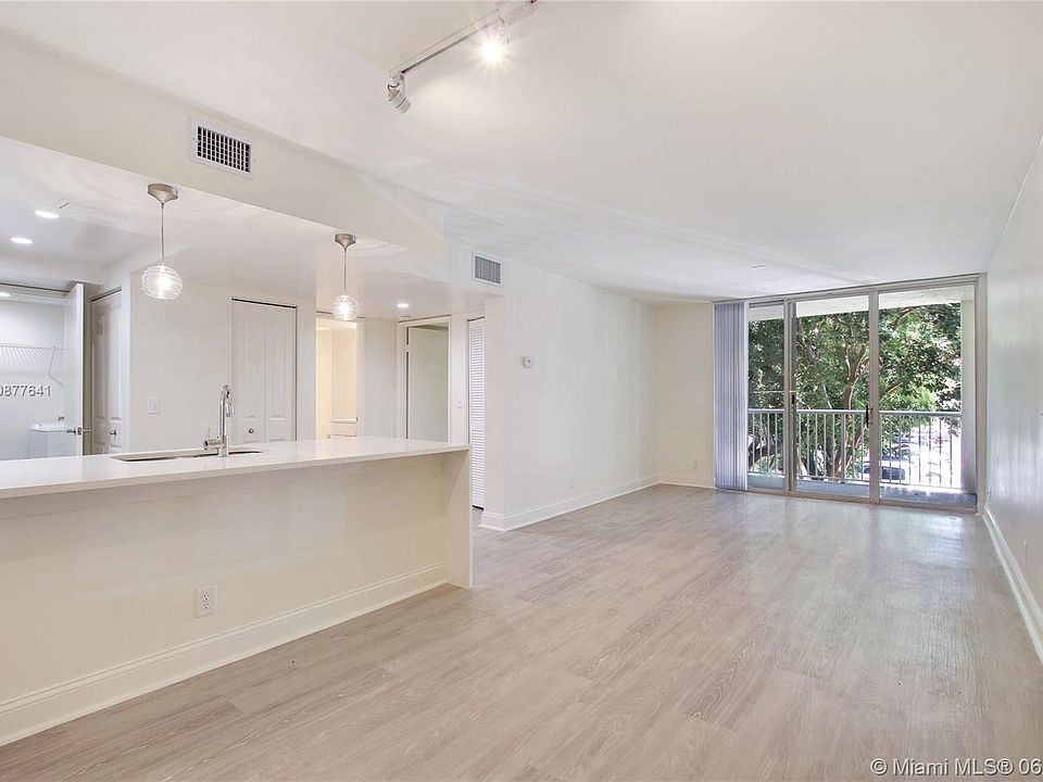 1st image of 3601 NE 207th St #3205
