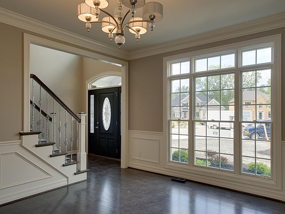 All photos are of model homes in the listed floor plan. Costs may vary depending on upgrades.