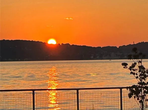 18 Rivers Edge Drive #102, Tarrytown, NY 10591