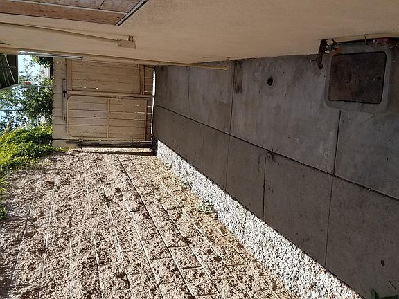 3rd image of 648 Waverly Pl APT D