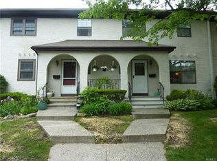 106 Somerset Dr, Suffern, NY 10901