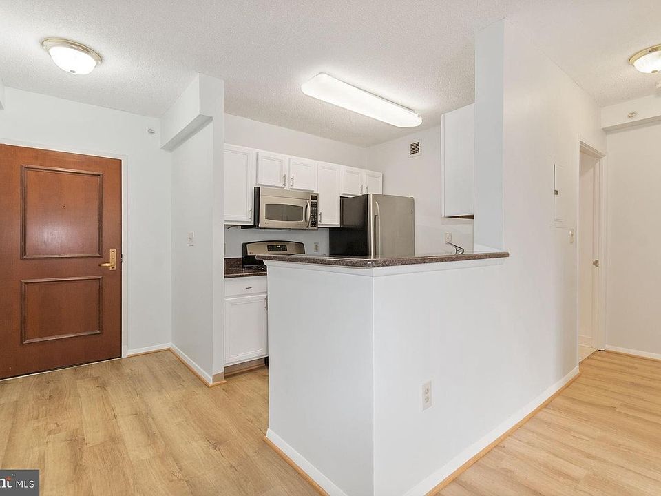 1st image of 7111 Woodmont Ave APT 217