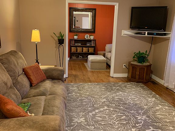 3rd image of 503 N Gilmer Park