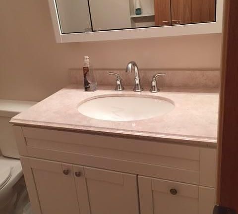 New vanity/cabinet in bath