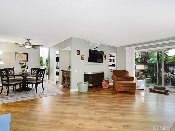 3rd image of 31584 Agoura Rd Unit 6