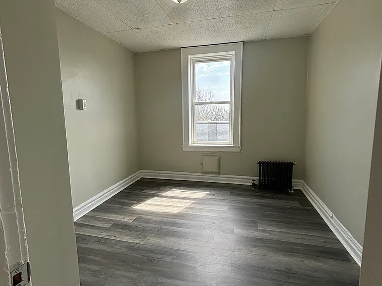 2 Columbia Ave #403 — Photo 4