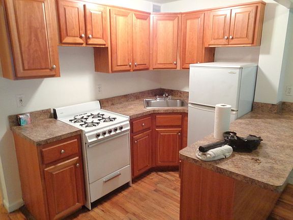 5th image of 246 W 21st St #1A