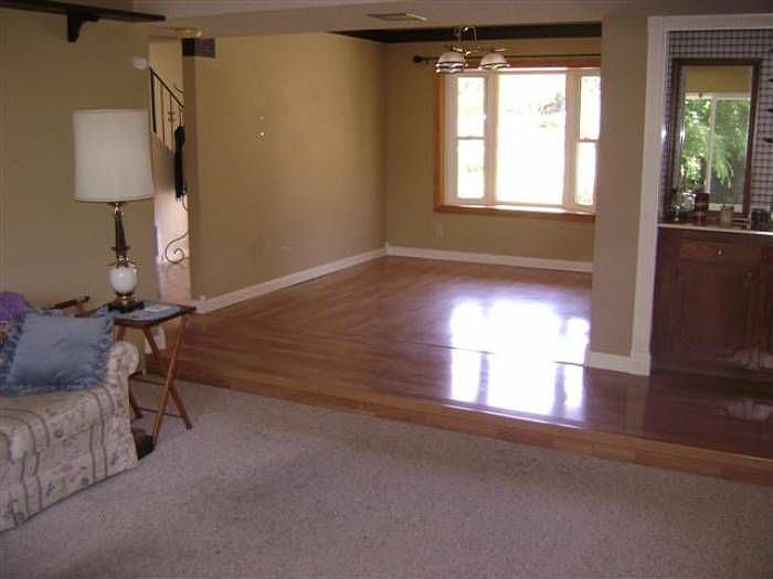 2nd image of 1221 Redlands Pl