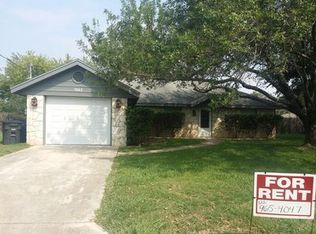 902 Lipan Dr, New Braunfels, TX 78130