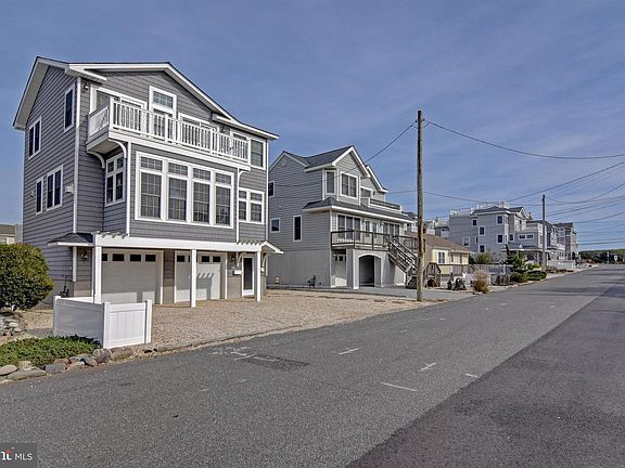 2nd image of 9 E Kirkland Ave
