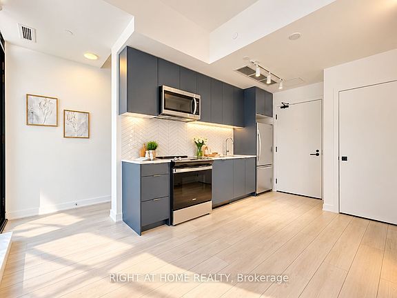 5th image of 1612 Charles St #138