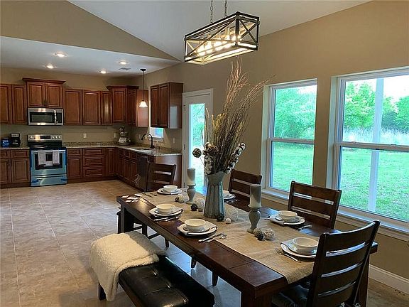 4th image of 20 Queensferry Cir