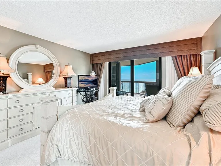 4551 Gulf Shore Blvd N #1001 — Photo 14