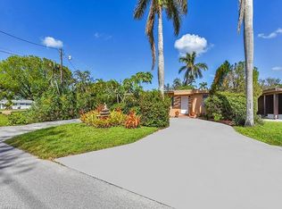 1227 Trail Terrace Dr, Naples, FL 34103