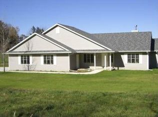 W6002 Pioneer Rd, New Glarus, WI 53574