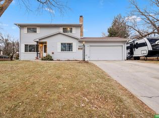 603 Matthies Dr, Papillion, NE 68046