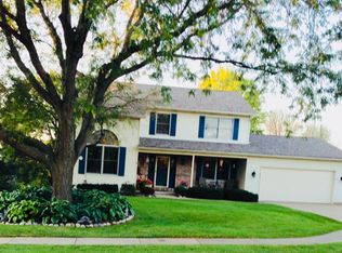 4883 Kynnelworth Dr, Bettendorf, IA