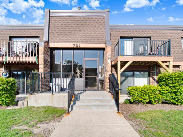 721 Tipperary Ct APT 1A, Schaumburg, IL 60193