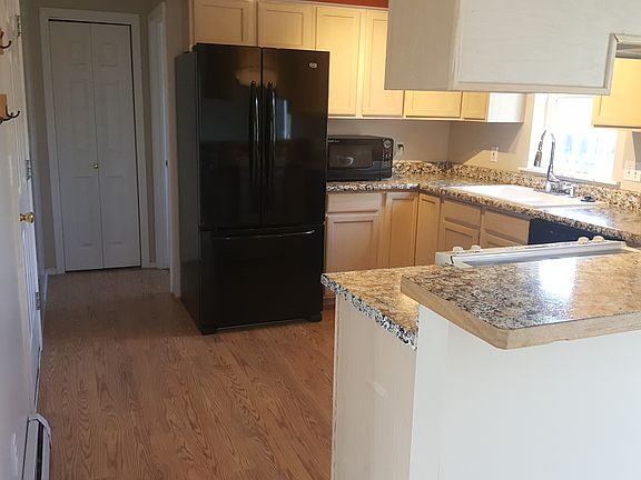5th image of 408 Golden Valley Dr