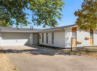 8725 E 30th Pl, Tulsa, OK 74129