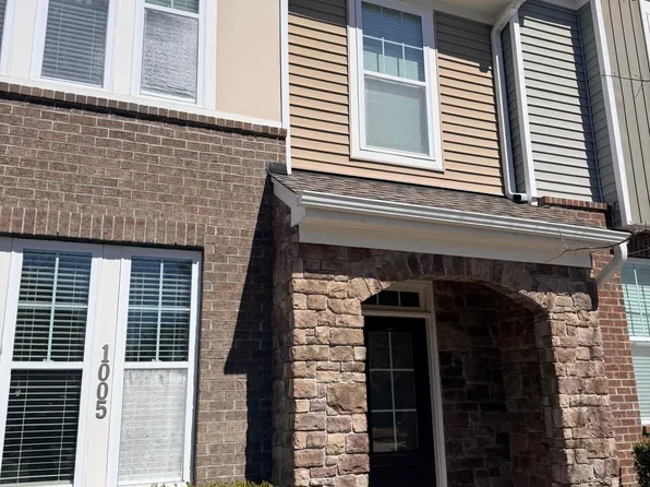 1005 Rosepine Dr, Cary, NC 27519