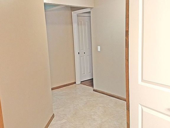 3rd image of 1538 Rivergate Dr