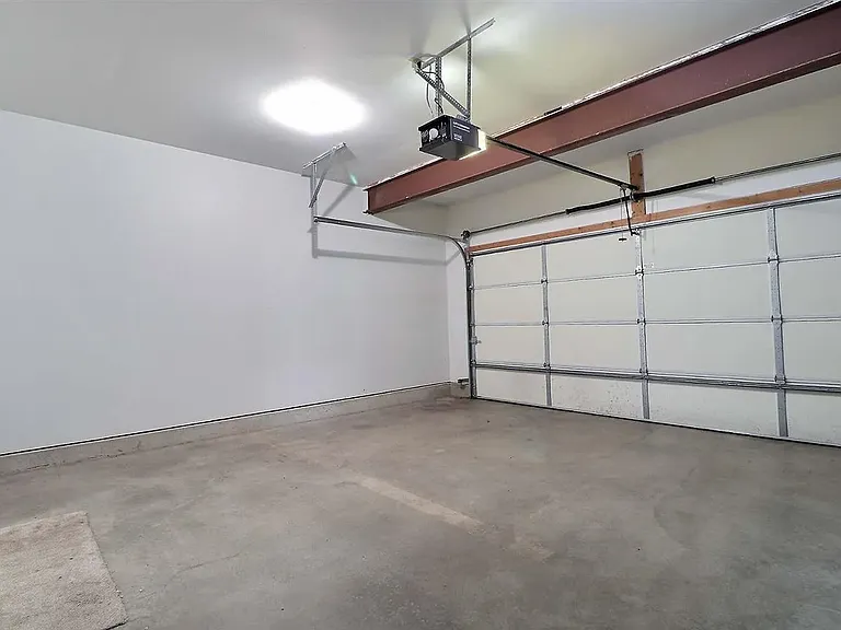 2314 Alan Dr — Photo 16
