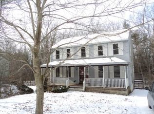59 Clark Rd, Sturbridge, MA 01518