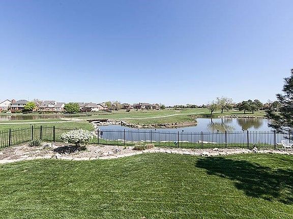 2nd image of 8414 E Mulberry Dr