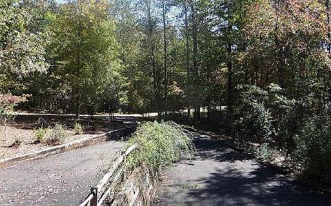 2nd image of 139 Hiawassee Ct
