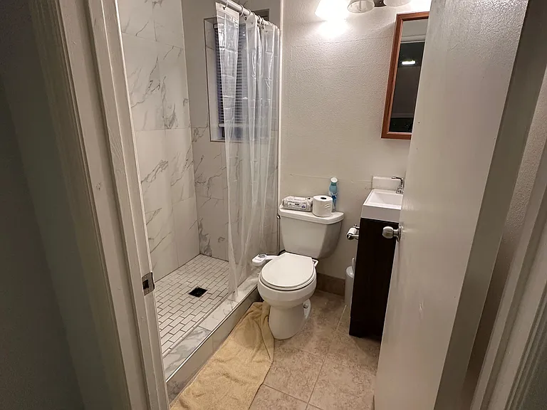 1807 S 3rd St #1 — Photo 3