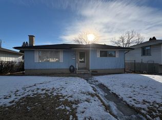 4719 Memorial Dr E, Calgary, AB T2A2P7