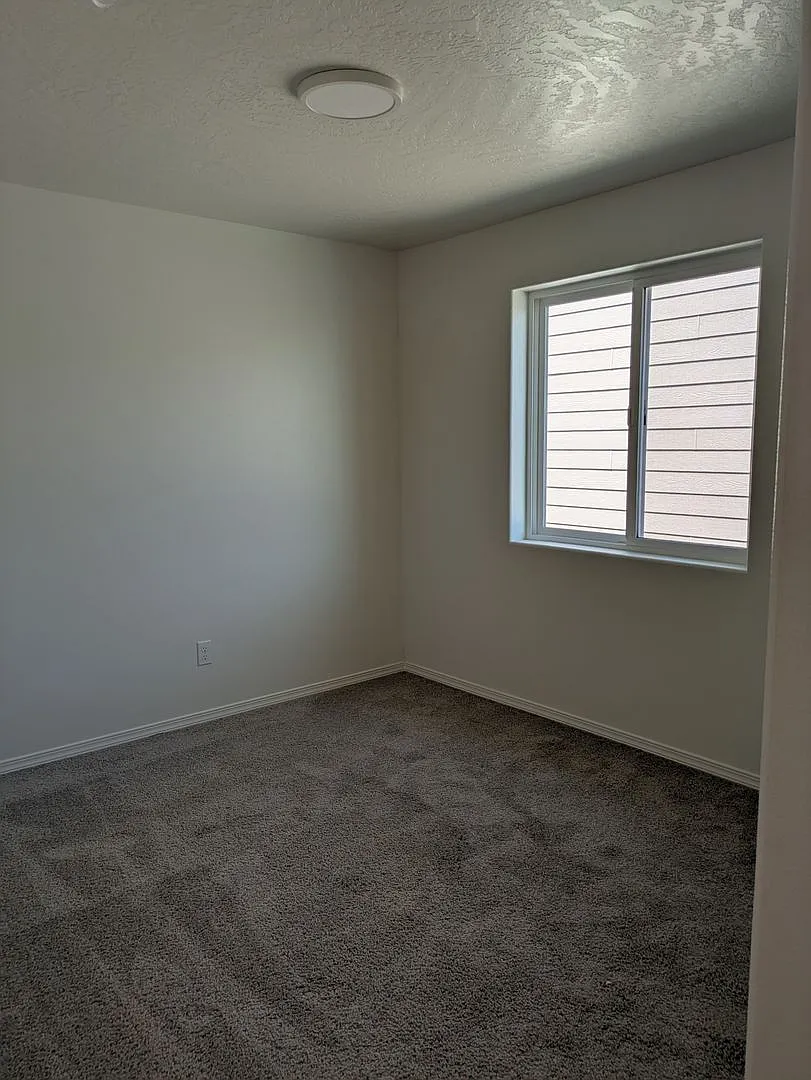 New Single Level Home in SunRidge Community — Photo 4