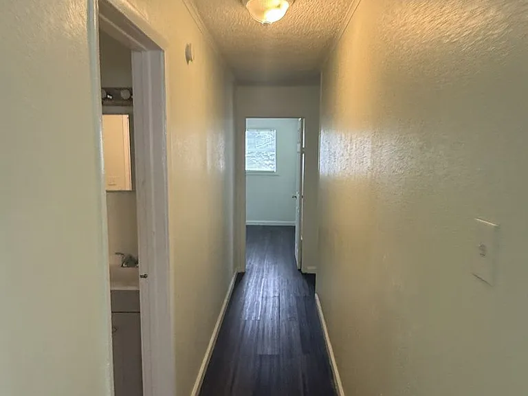 102 Grove St — Photo 6