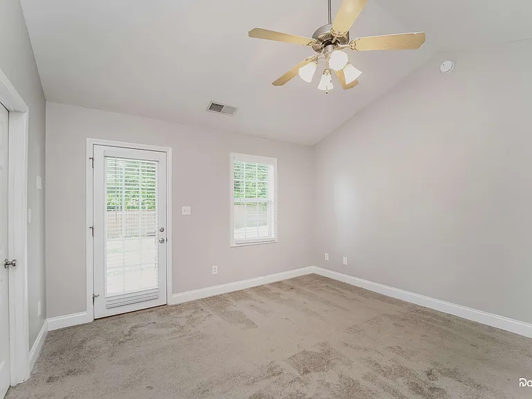 1105 Landen Chase Dr — Photo 7