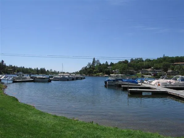 23035 Sunset Ridge Dr, Auburn, CA 95602