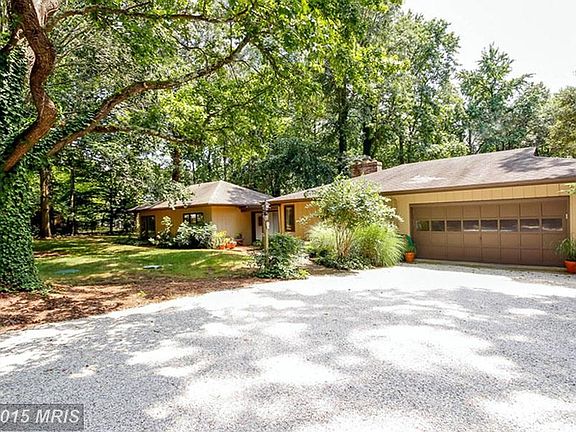 Regraded Gravel Drive and Parking Court