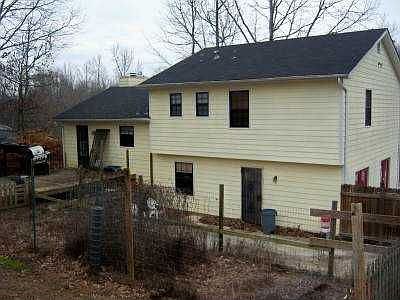 1st image of 4125 Burgundy Way